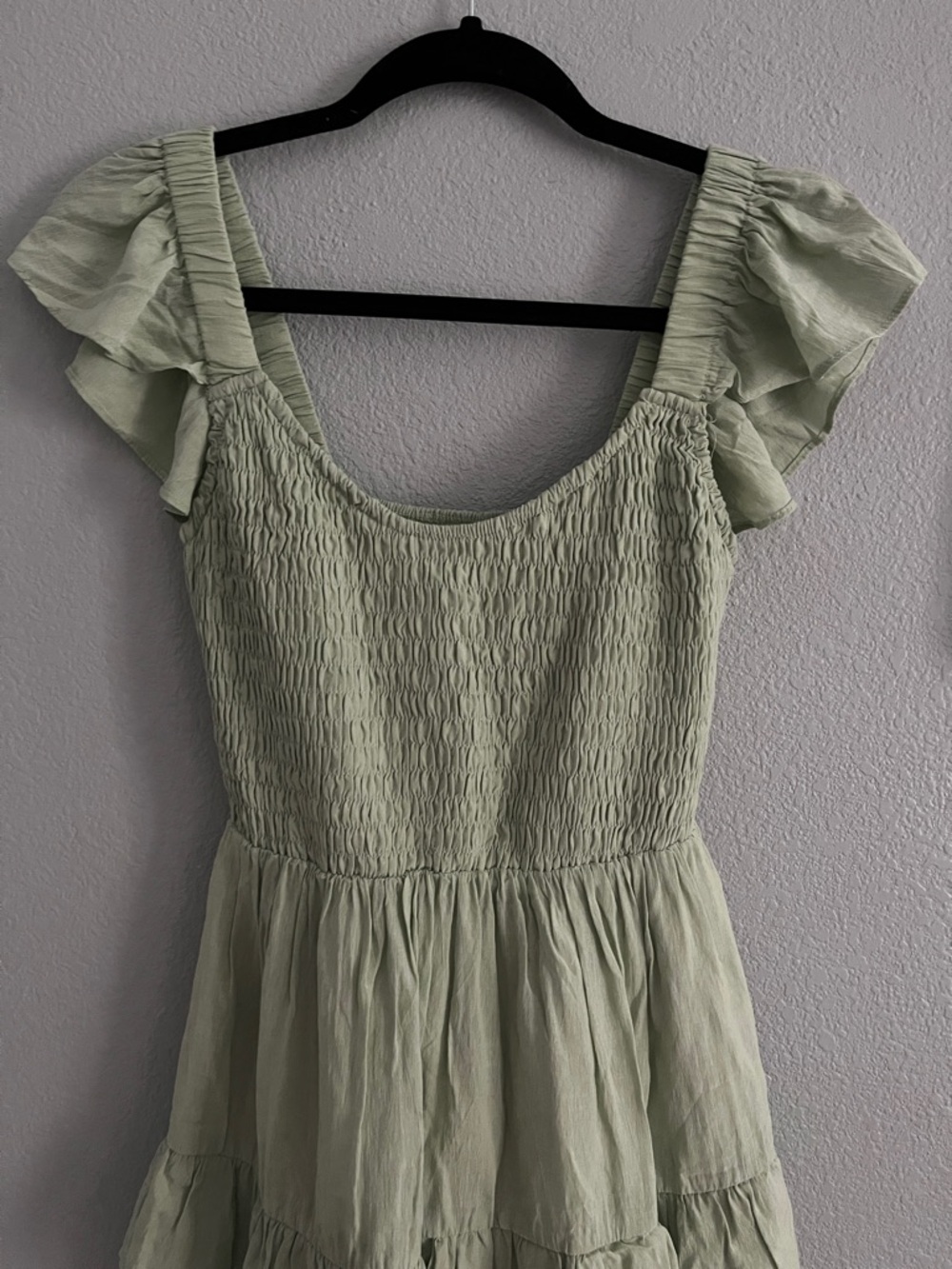 Light Pastel Green Ruffled Tiered Mini Dress Flutter Sleeves M Medium - Picture 5 of 7